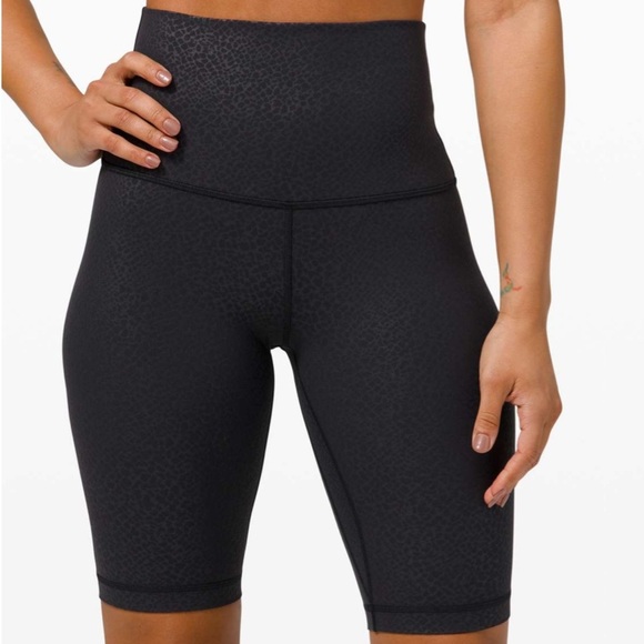 Lululemon Align Super High Rise Biker Short 10" Formulate Emboss Black Size 2 - Picture 2 of 5